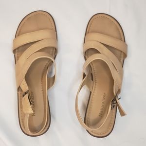 Naturalizer, women's size 9 1/2M, heeled sandels  women's leather upper